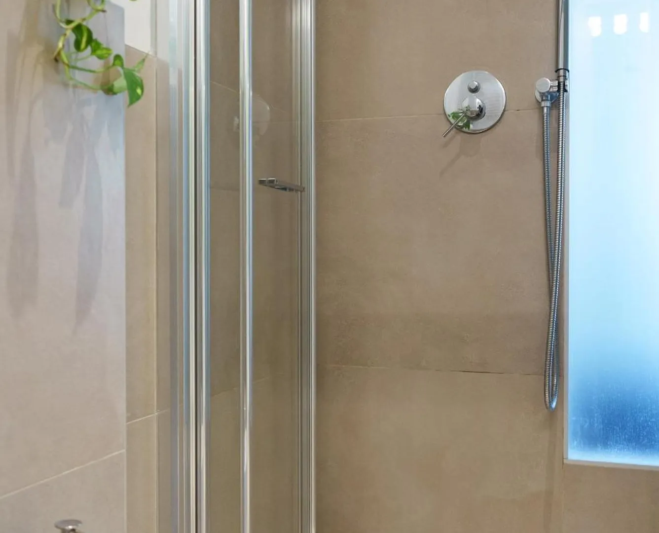 Area Milano Apartments - Tadino 17 Close To Central Station Italië